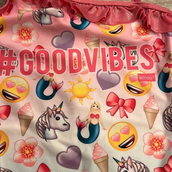 Gymboree swimsuit 🩱 - Picture 3 of 7